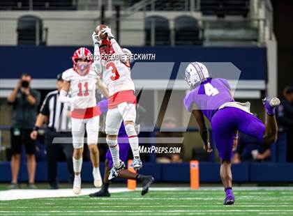 Thumbnail 1 in Albany vs. Mart (UIL 2A D2 Football Final) photogallery.