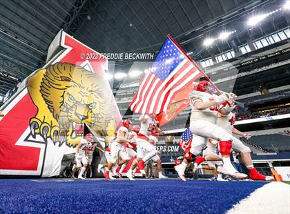 Thumbnail 1 in Albany vs. Mart (UIL 2A D2 Football Final) photogallery.
