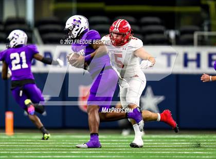 Thumbnail 3 in Albany vs. Mart (UIL 2A D2 Football Final) photogallery.