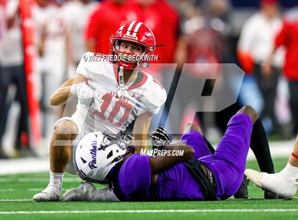 Thumbnail 1 in Albany vs. Mart (UIL 2A D2 Football Final) photogallery.