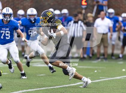 Thumbnail 2 in Archbishop Moeller @ Highlands photogallery.