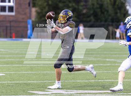 Thumbnail 2 in Archbishop Moeller @ Highlands photogallery.