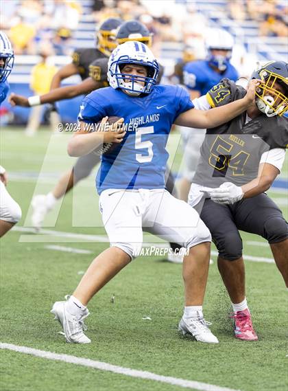 Thumbnail 1 in Archbishop Moeller @ Highlands photogallery.