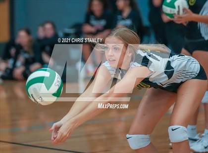 Thumbnail 1 in Tonopah Valley vs Show Low (Wolves Classic) photogallery.