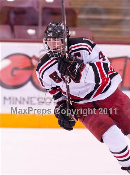 Thumbnail 1 in Duluth East vs Edina (Schwan Cup) photogallery.