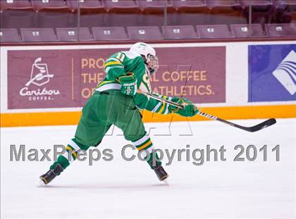 Thumbnail 3 in Duluth East vs Edina (Schwan Cup) photogallery.