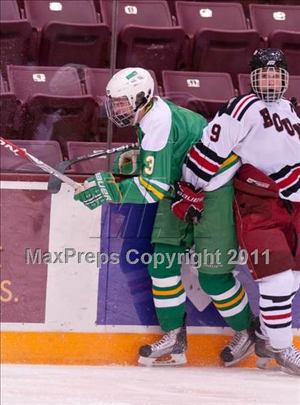 Thumbnail 3 in Duluth East vs Edina (Schwan Cup) photogallery.
