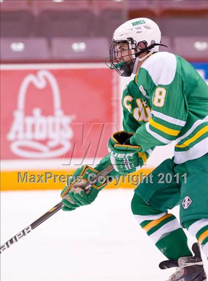 Thumbnail 3 in Duluth East vs Edina (Schwan Cup) photogallery.