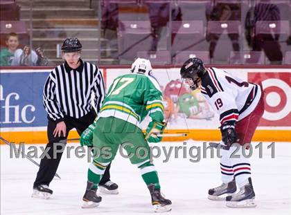 Thumbnail 1 in Duluth East vs Edina (Schwan Cup) photogallery.