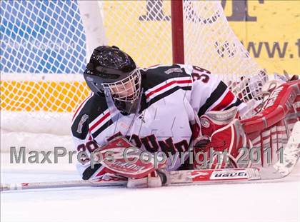 Thumbnail 2 in Duluth East vs Edina (Schwan Cup) photogallery.