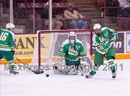 Thumbnail 1 in Duluth East vs Edina (Schwan Cup) photogallery.