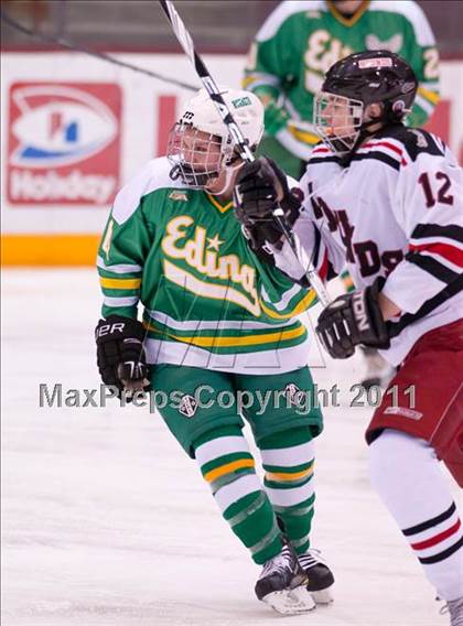 Thumbnail 1 in Duluth East vs Edina (Schwan Cup) photogallery.