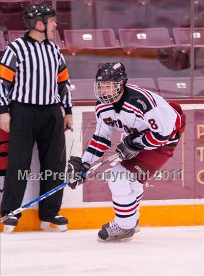 Thumbnail 1 in Duluth East vs Edina (Schwan Cup) photogallery.