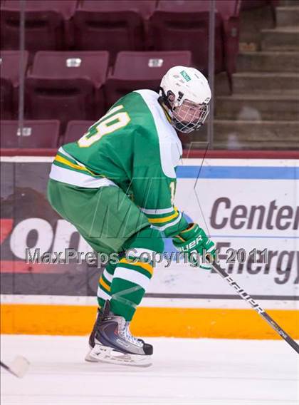 Thumbnail 3 in Duluth East vs Edina (Schwan Cup) photogallery.
