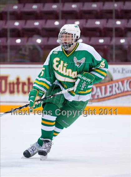 Thumbnail 3 in Duluth East vs Edina (Schwan Cup) photogallery.