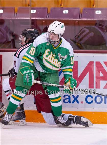Thumbnail 3 in Duluth East vs Edina (Schwan Cup) photogallery.