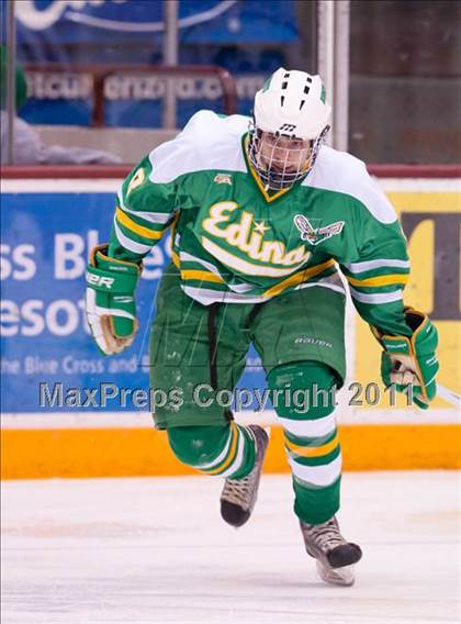 Thumbnail 1 in Duluth East vs Edina (Schwan Cup) photogallery.