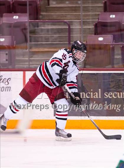 Thumbnail 2 in Duluth East vs Edina (Schwan Cup) photogallery.