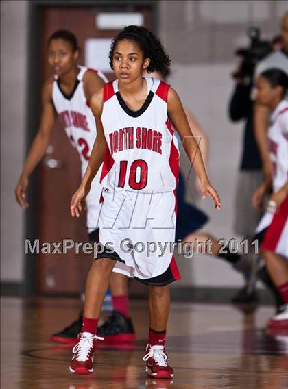 Thumbnail 3 in Alief Elsik vs North Shore (Region III 5A Final) photogallery.