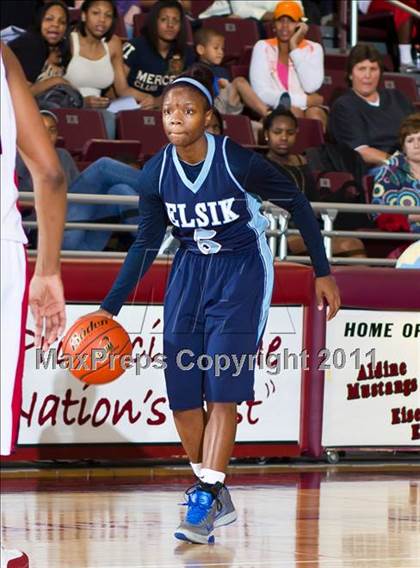 Thumbnail 3 in Alief Elsik vs North Shore (Region III 5A Final) photogallery.