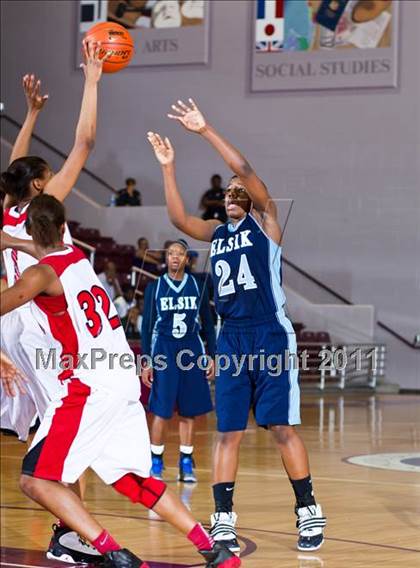 Thumbnail 3 in Alief Elsik vs North Shore (Region III 5A Final) photogallery.