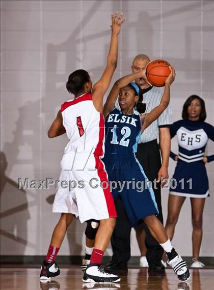 Thumbnail 1 in Alief Elsik vs North Shore (Region III 5A Final) photogallery.