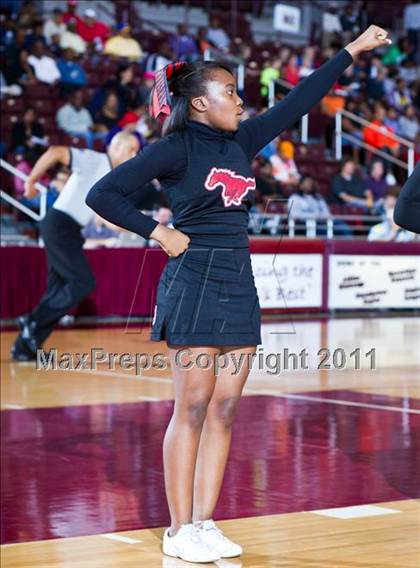 Thumbnail 2 in Alief Elsik vs North Shore (Region III 5A Final) photogallery.