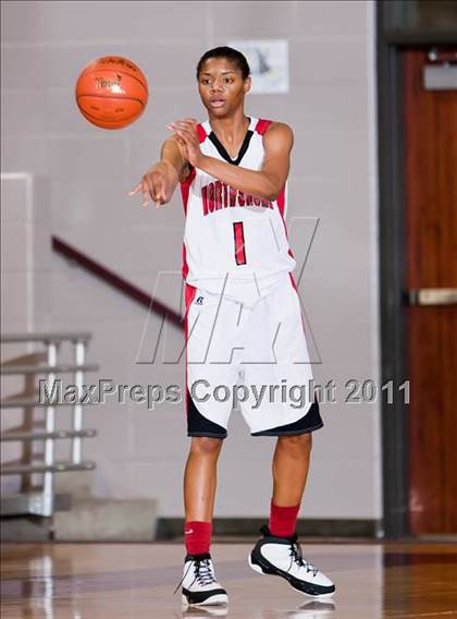 Thumbnail 1 in Alief Elsik vs North Shore (Region III 5A Final) photogallery.
