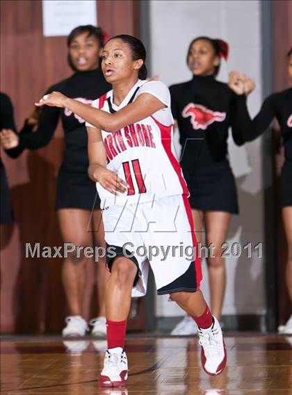 Thumbnail 1 in Alief Elsik vs North Shore (Region III 5A Final) photogallery.