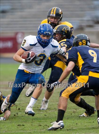 Thumbnail 1 in Kelly Catholic vs. Prestonwood Christian (TAPPS D1 Semifinal Playoff) photogallery.