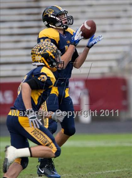 Thumbnail 3 in Kelly Catholic vs. Prestonwood Christian (TAPPS D1 Semifinal Playoff) photogallery.