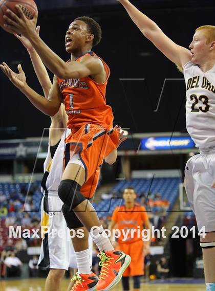 Thumbnail 2 in Cosumnes Oaks vs Del Oro (CIF SJS D2 Semifinal) photogallery.
