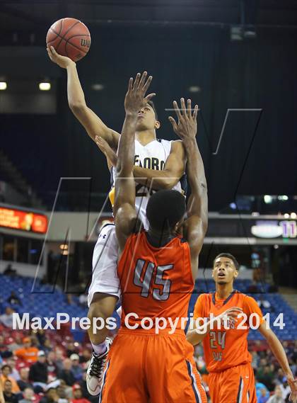 Thumbnail 3 in Cosumnes Oaks vs Del Oro (CIF SJS D2 Semifinal) photogallery.