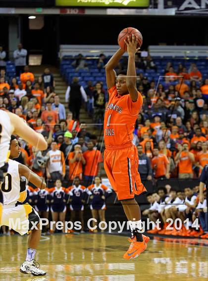 Thumbnail 3 in Cosumnes Oaks vs Del Oro (CIF SJS D2 Semifinal) photogallery.