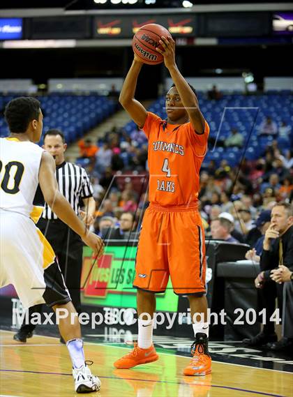 Thumbnail 2 in Cosumnes Oaks vs Del Oro (CIF SJS D2 Semifinal) photogallery.