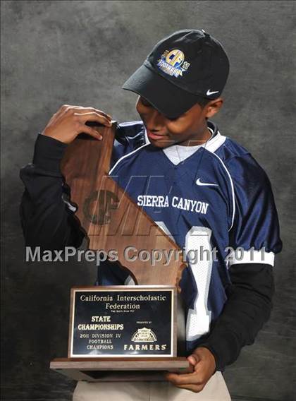Thumbnail 2 in Sierra Canyon (CIF State Small Schools Awards) photogallery.