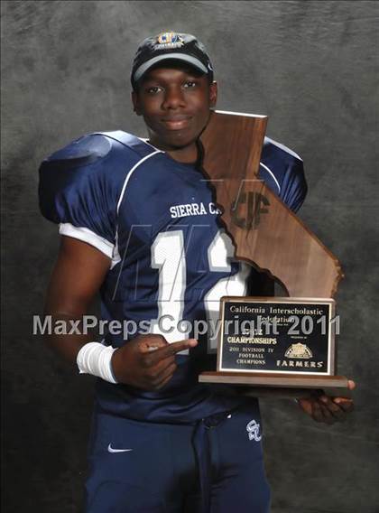 Thumbnail 2 in Sierra Canyon (CIF State Small Schools Awards) photogallery.
