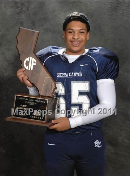 Thumbnail 1 in Sierra Canyon (CIF State Small Schools Awards) photogallery.