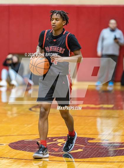 Thumbnail 2 in North Central vs. Cathedral (IHSAA 4A Sectional Rd 2) photogallery.