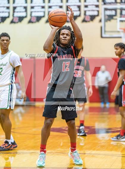 Thumbnail 2 in North Central vs. Cathedral (IHSAA 4A Sectional Rd 2) photogallery.