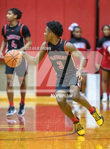 Thumbnail 1 in North Central vs. Cathedral (IHSAA 4A Sectional Rd 2) photogallery.