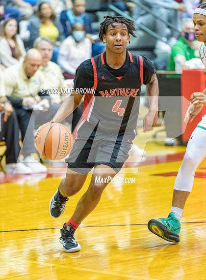 Thumbnail 2 in North Central vs. Cathedral (IHSAA 4A Sectional Rd 2) photogallery.