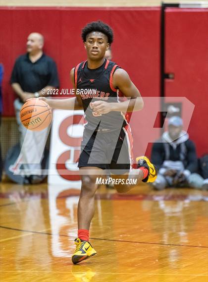 Thumbnail 1 in North Central vs. Cathedral (IHSAA 4A Sectional Rd 2) photogallery.