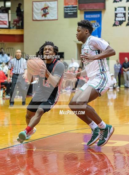 Thumbnail 2 in North Central vs. Cathedral (IHSAA 4A Sectional Rd 2) photogallery.