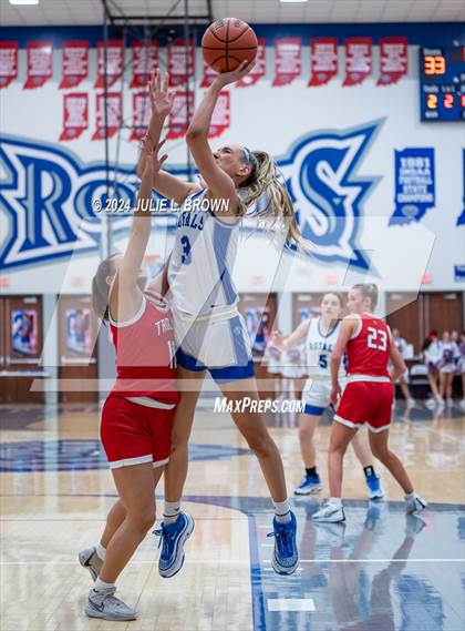 Thumbnail 2 in Center Grove @ Hamilton Southeastern photogallery.