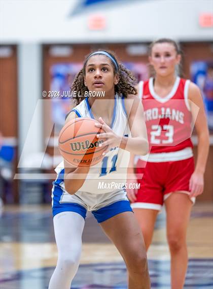 Thumbnail 3 in Center Grove @ Hamilton Southeastern photogallery.
