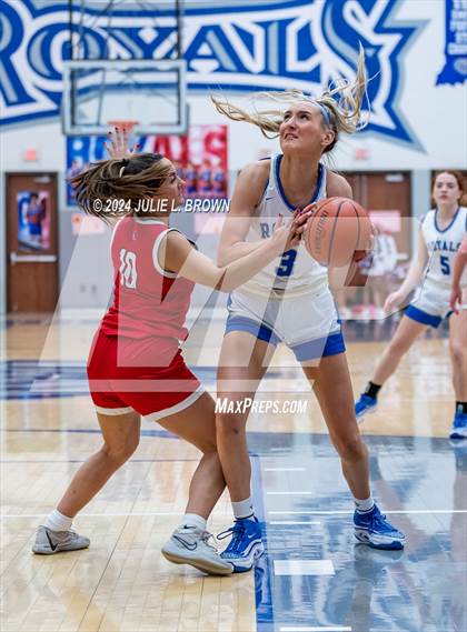 Thumbnail 2 in Center Grove @ Hamilton Southeastern photogallery.