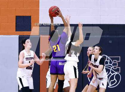 Thumbnail 1 in Shadow Ridge vs. Mesa (Scorpion Shootout Tournament) photogallery.