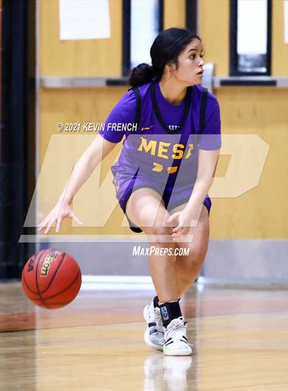 Thumbnail 1 in Shadow Ridge vs. Mesa (Scorpion Shootout Tournament) photogallery.