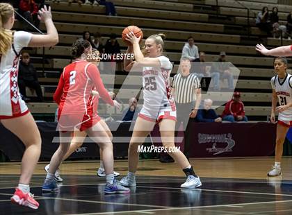 Thumbnail 2 in Tamarac vs. Mechanicville (NYSPHSAA Section 2 Class B Semi Finals) photogallery.
